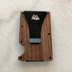 MOUNTAIN VOYAGE - SLIM WOODEN WALLET